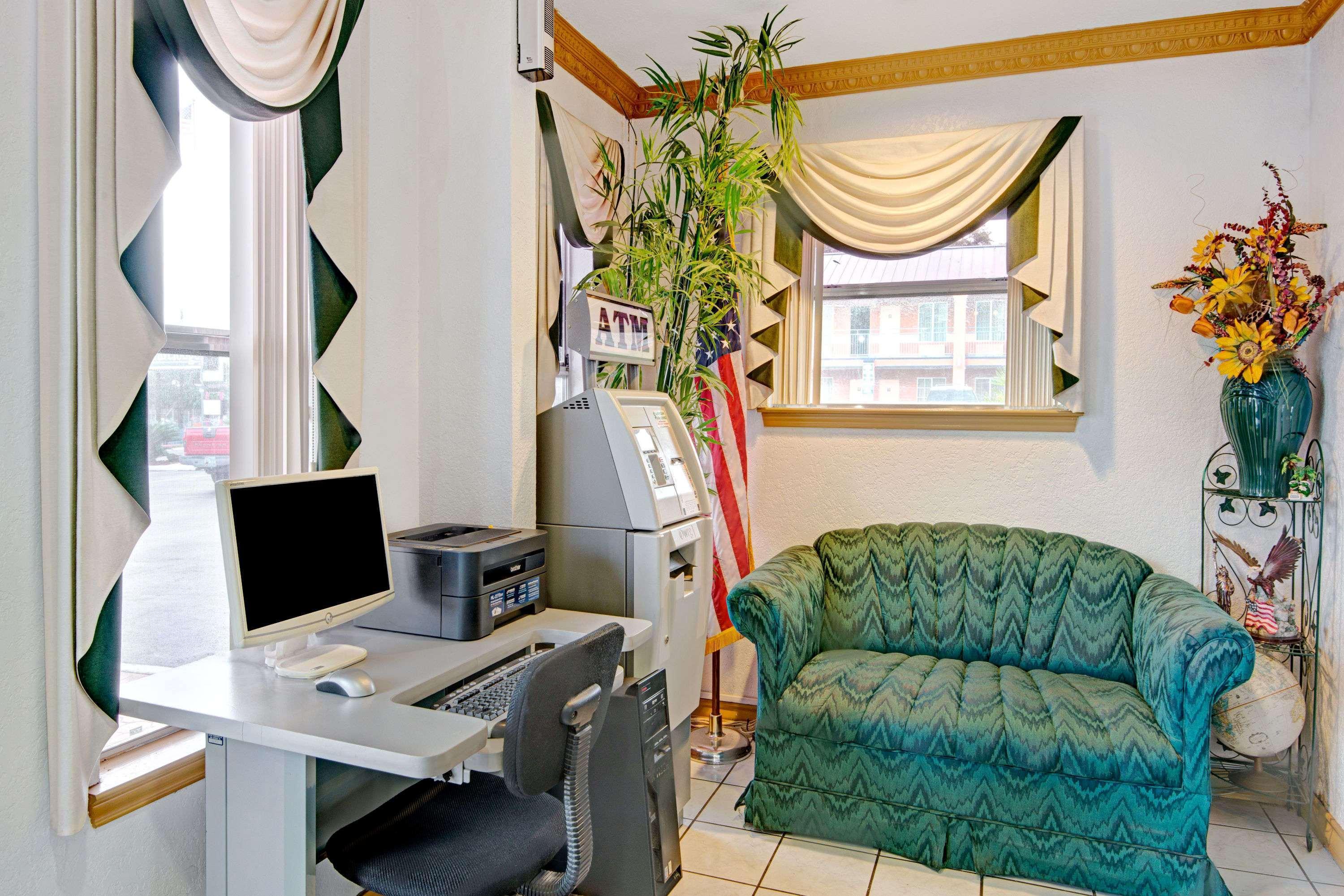 Econo Lodge Inn & Suites Near Lackland Afb San Antonio Exteriör bild