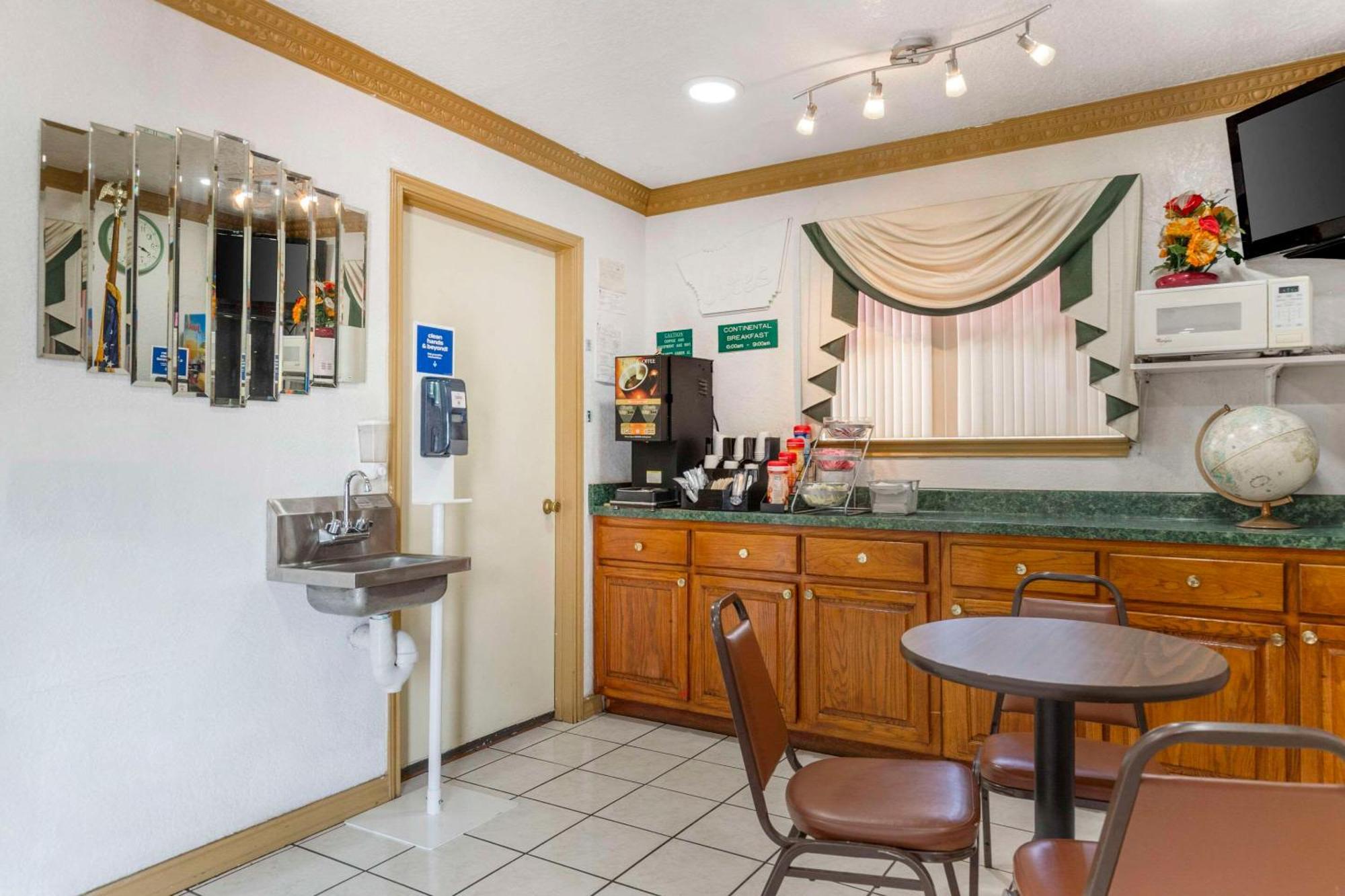Econo Lodge Inn & Suites Near Lackland Afb San Antonio Exteriör bild